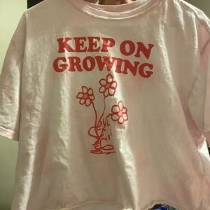 Peanuts Woodstock keep on growing crop top size XL